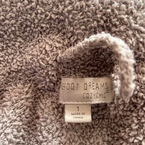Barefoot dreams women’s grey bathrobe